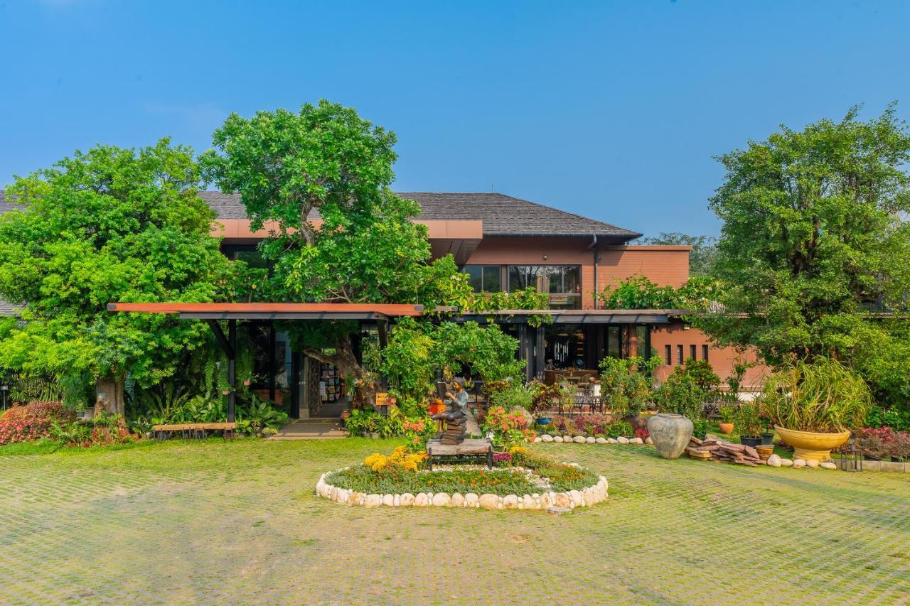 Rain Tree Khao Yai Hotel Pakchong Bagian luar foto