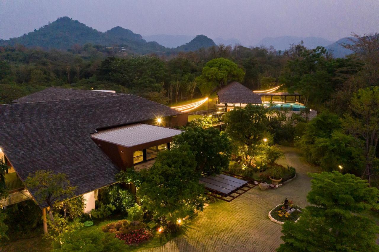 Rain Tree Khao Yai Hotel Pakchong Bagian luar foto